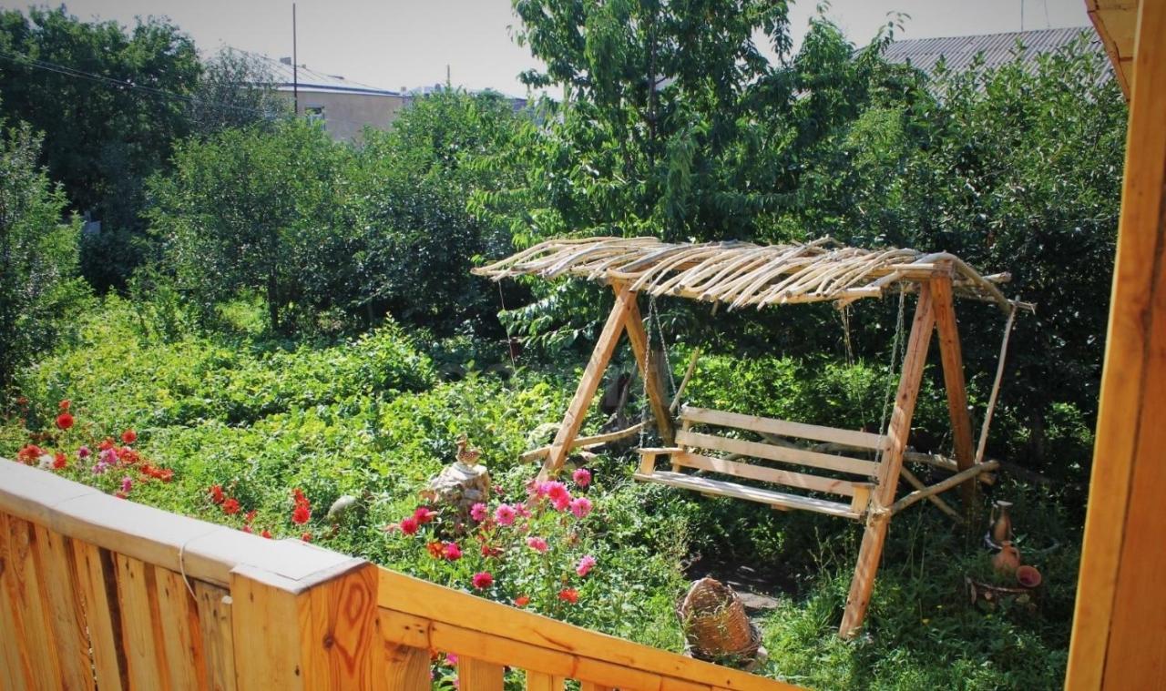 Armen'S B&B Севан Екстер'єр фото
